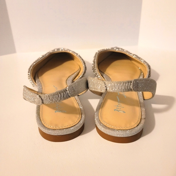 Betsey Johnson Women's Sb-Molly Ballet Flat, silver, size 5.5 - Picture 9 of 16